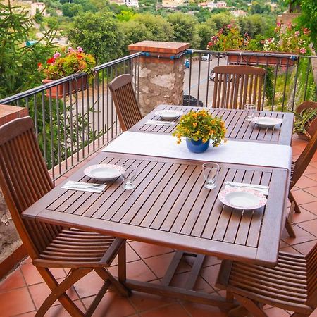 Torre Caetana Bed and Breakfast Minturno Buitenkant foto